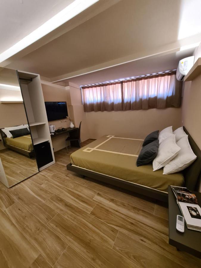 פירנצה Gogo' Petit Hotel מראה חיצוני תמונה