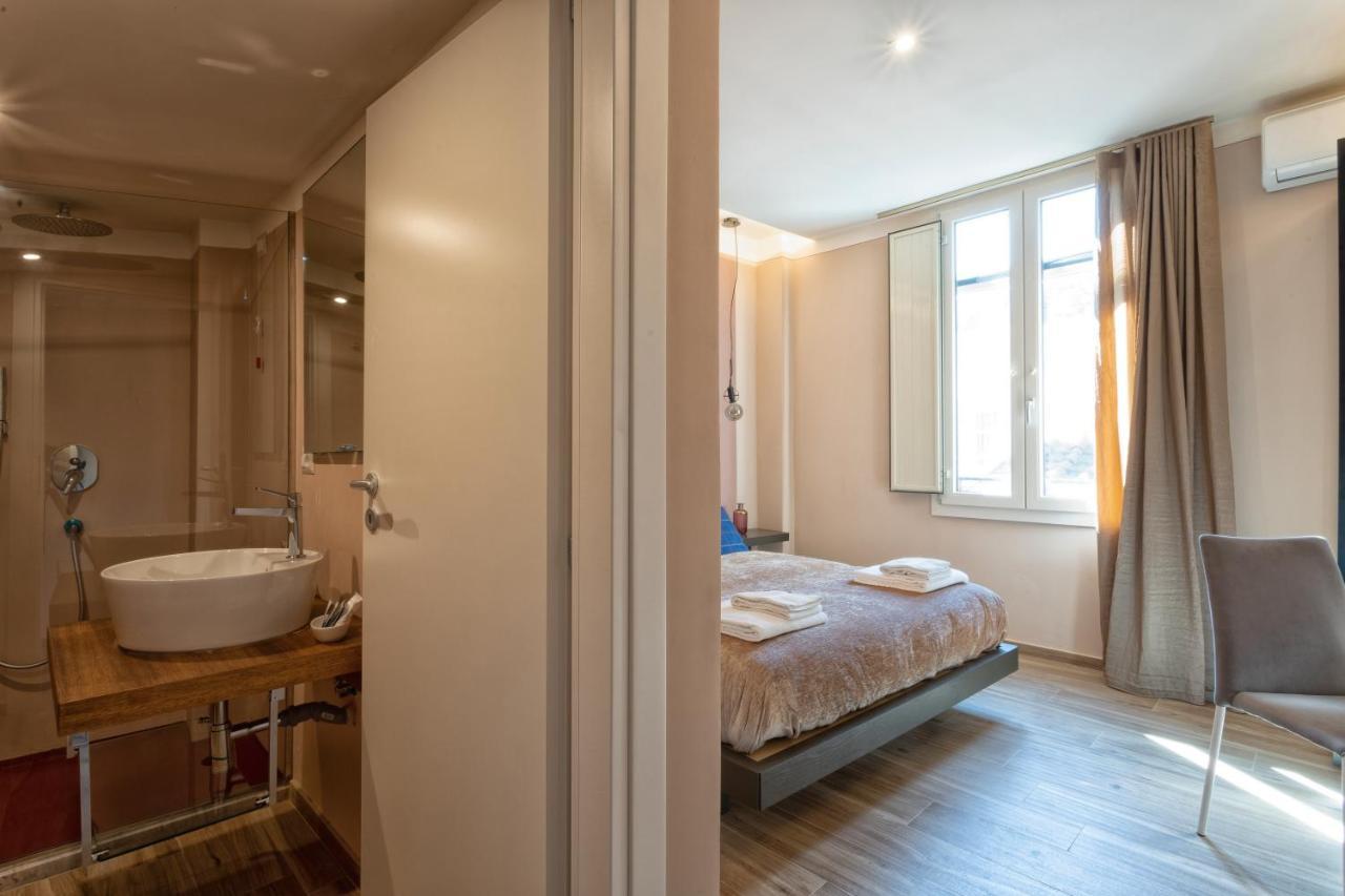 פירנצה Gogo' Petit Hotel מראה חיצוני תמונה