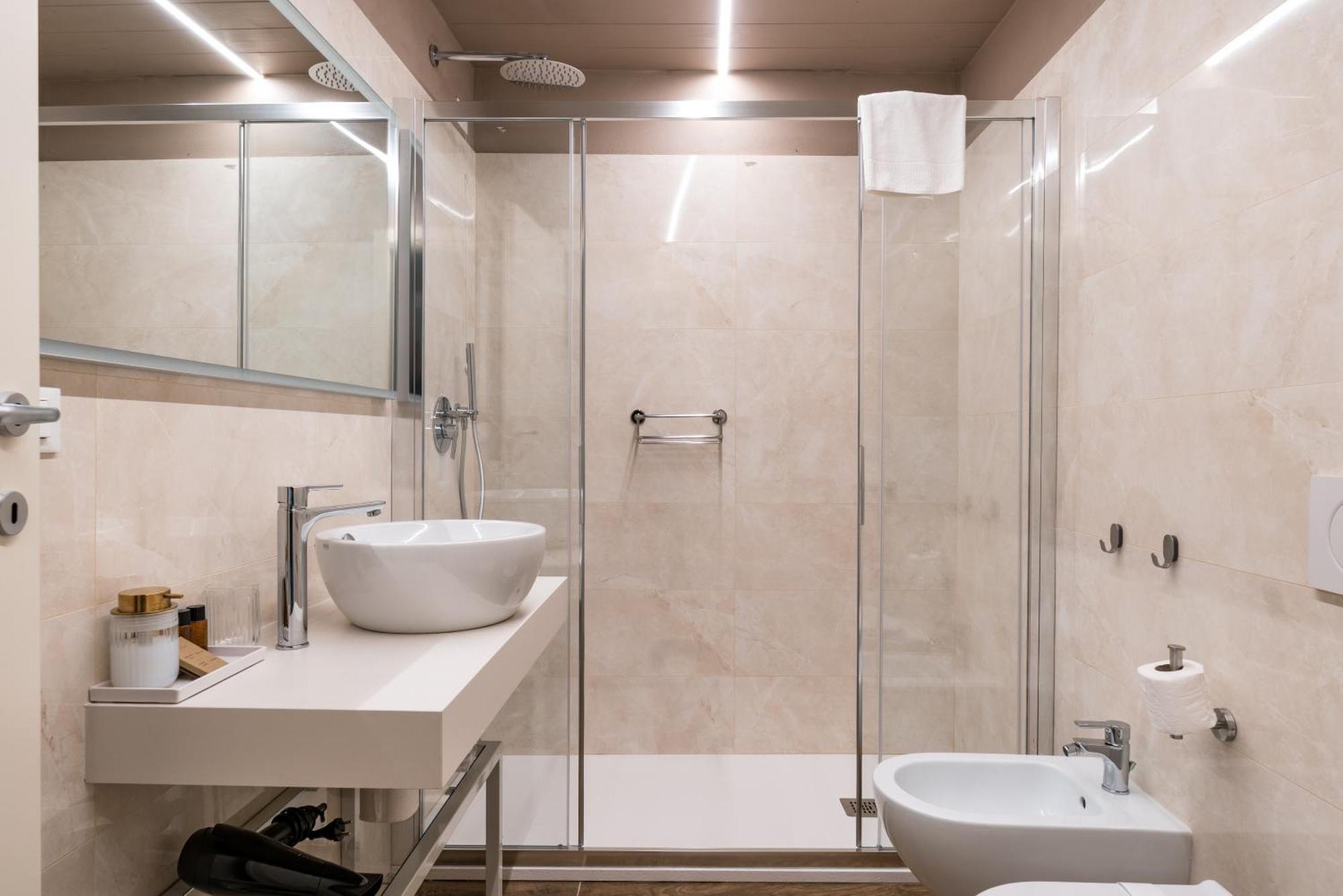 פירנצה Gogo' Petit Hotel מראה חיצוני תמונה