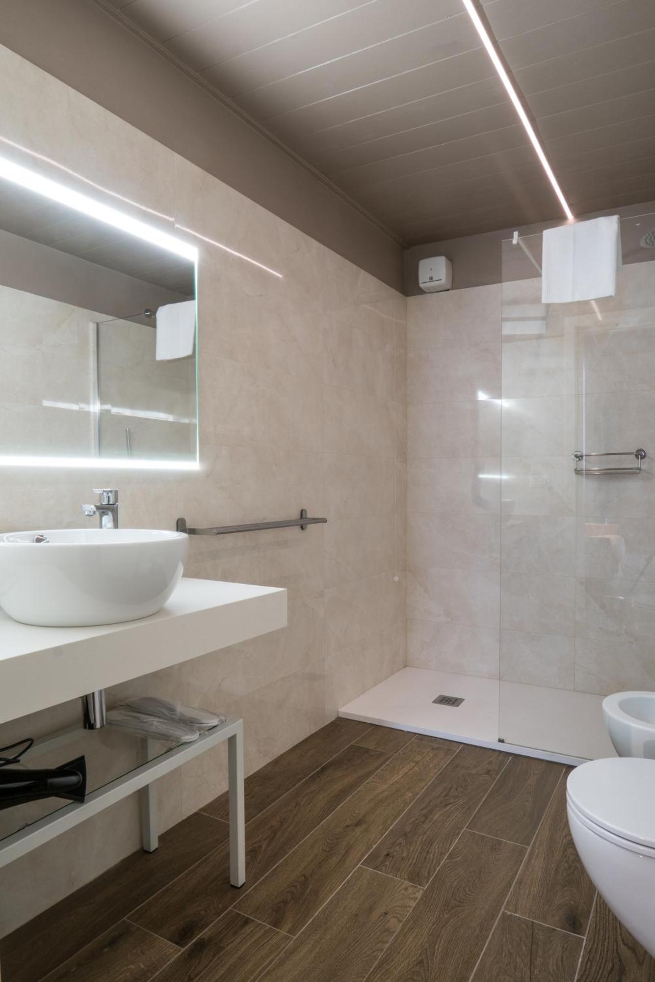 פירנצה Gogo' Petit Hotel מראה חיצוני תמונה