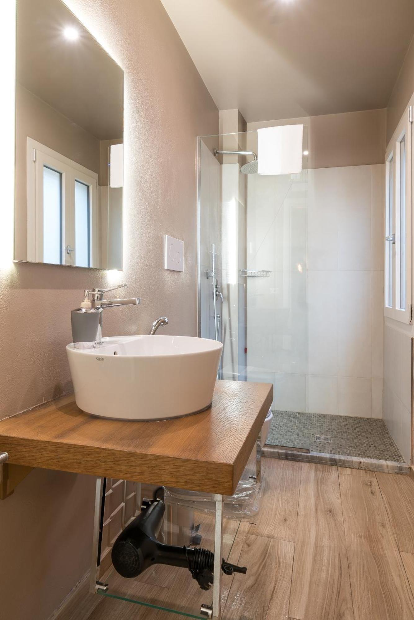 פירנצה Gogo' Petit Hotel מראה חיצוני תמונה